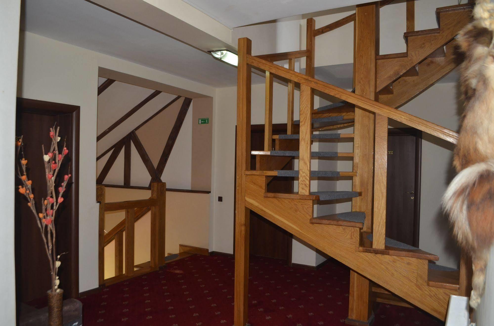 Hotel Magic Club Buşteni Esterno foto